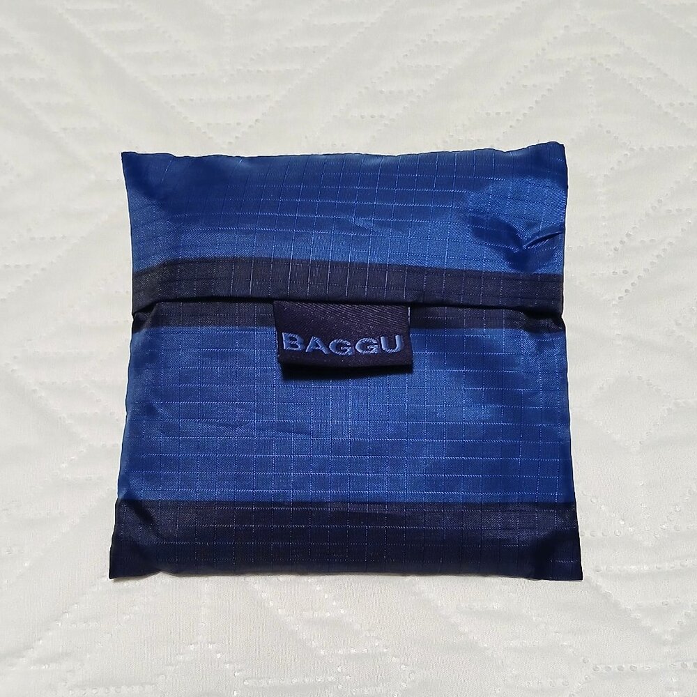 BAGGU Reusable Bag in Navy/Blue Stripe -- NEW